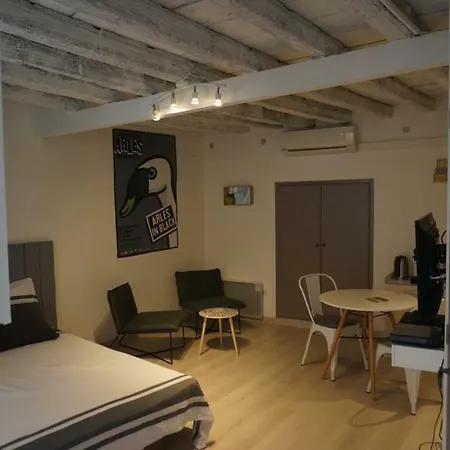 Typique Et Cosy Climatise. Apartment *