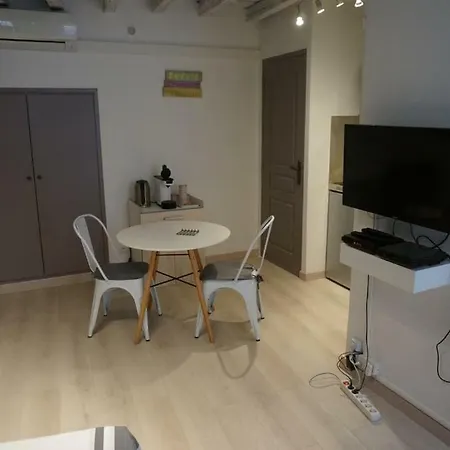 Typique Et Cosy Climatise. Apartment Arles